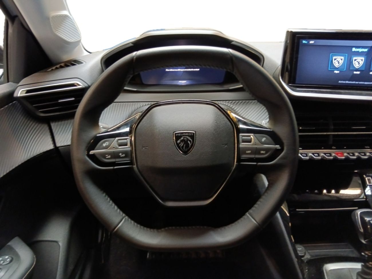 Mandataire PEUGEOT 208 1.2 100CH S&S ALLURE