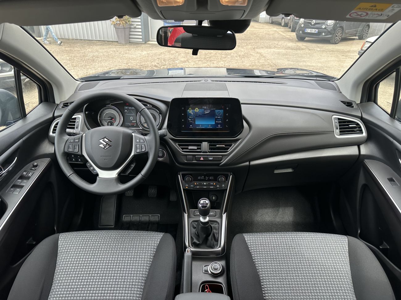 Mandataire SUZUKI S-CROSS PRIVILEGE 1.4 Boosterjet Hybrid AllGrip BVM6 CAMERA DE RECUL / SIEGE AVANT CHAUFFANT