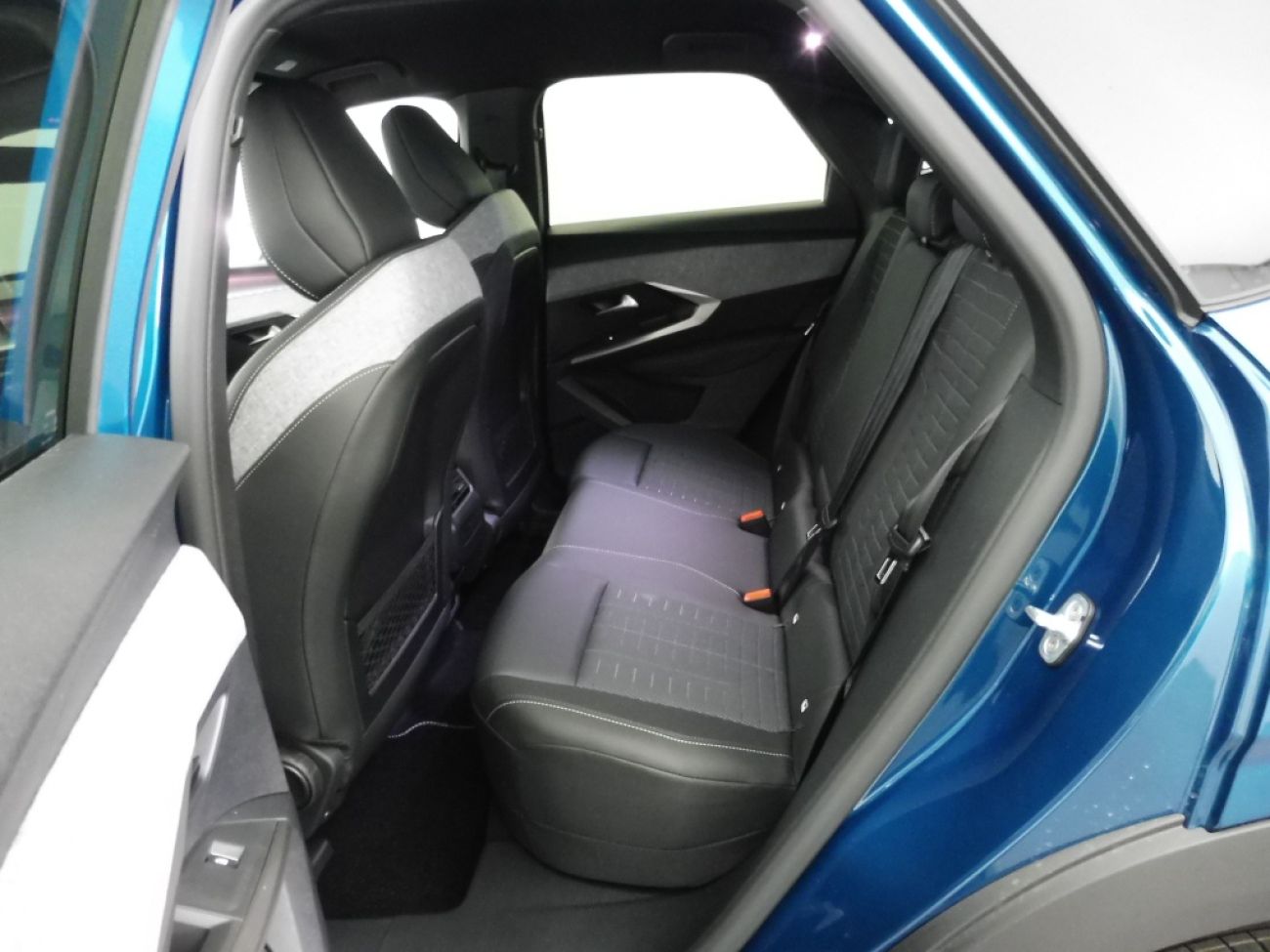 Mandataire PEUGEOT 3008 1.2 HYBRID 145CH GT E-DCS6