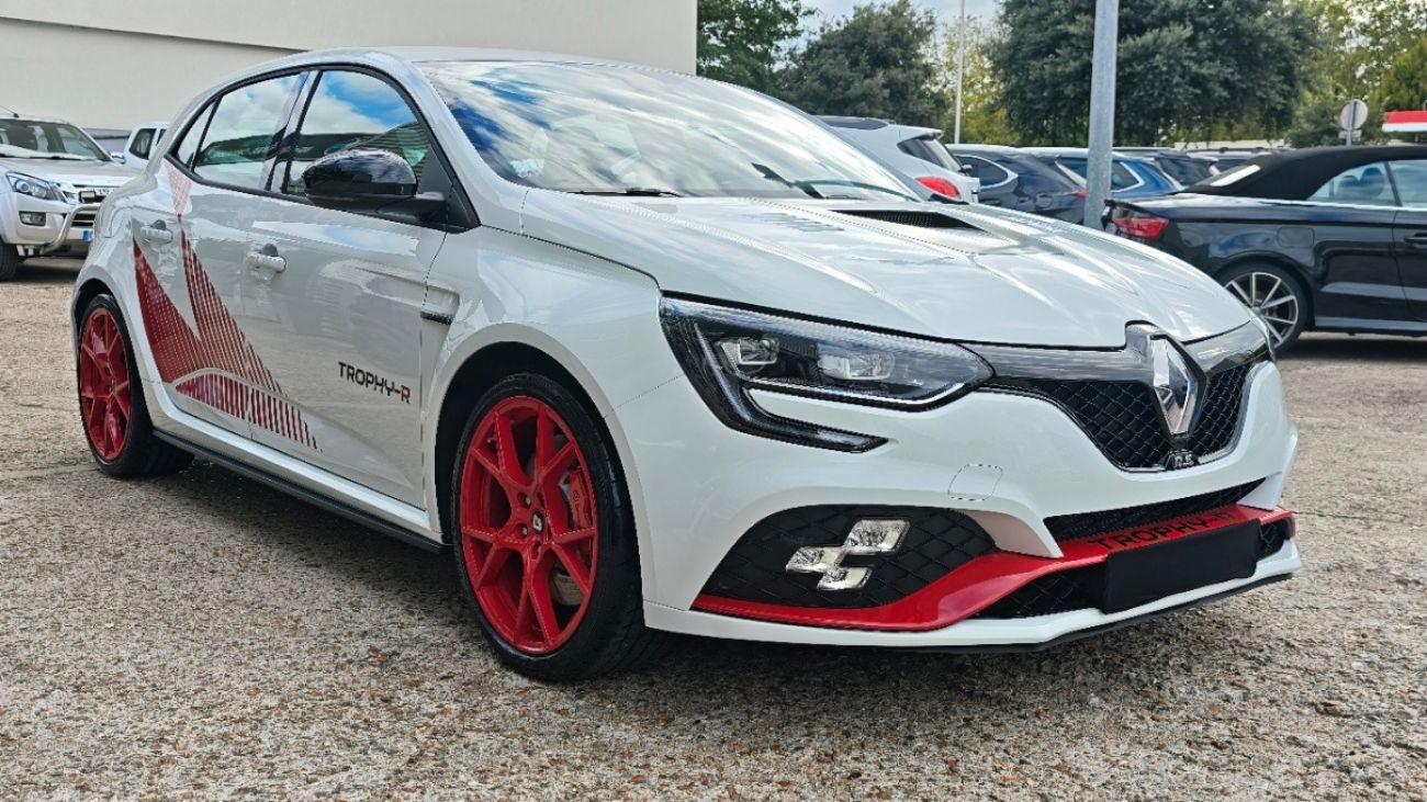 Mandataire RENAULT MEGANE IV BERLINE TCe 300 RS Trophy-R #218