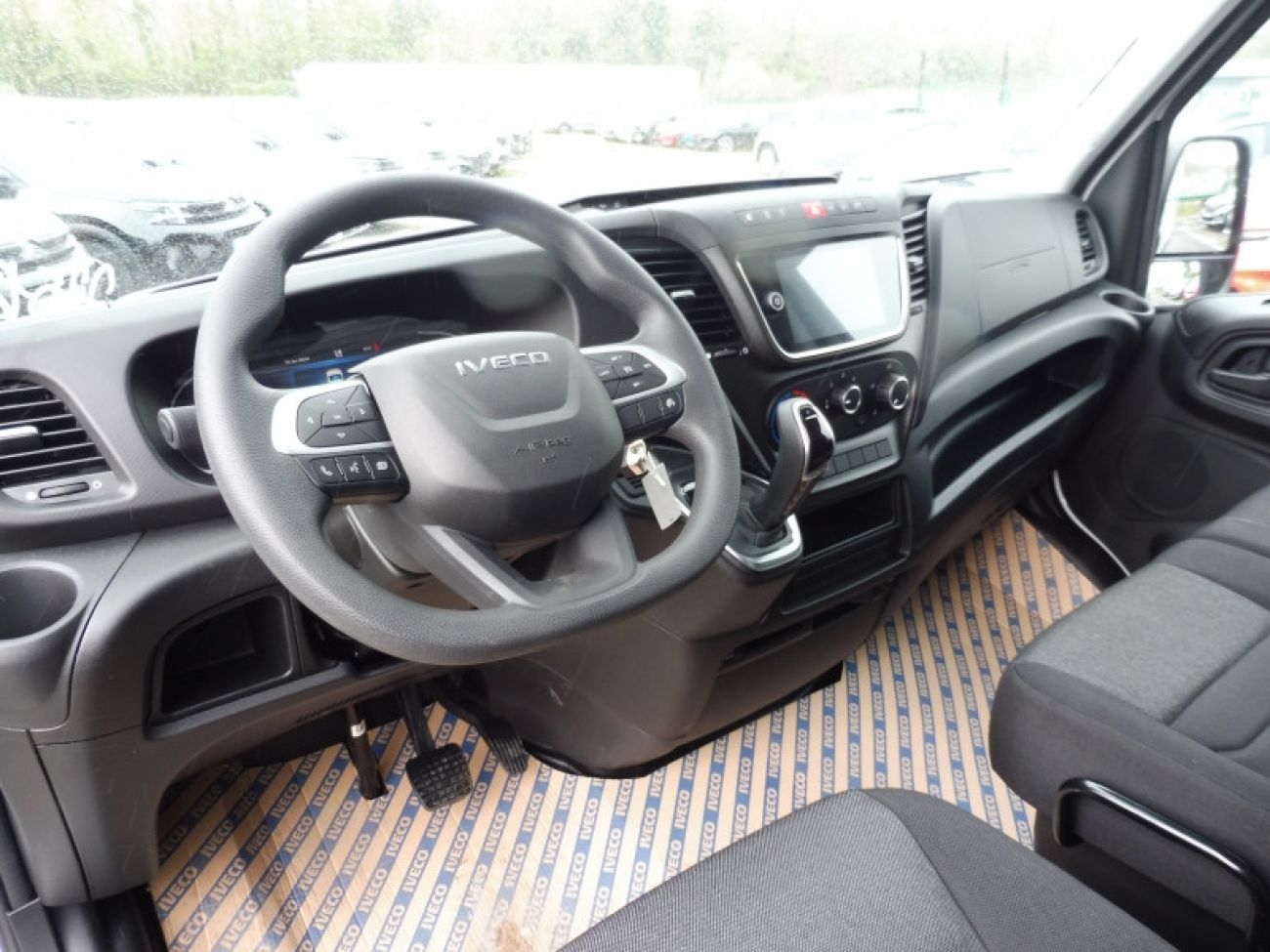 Mandataire IVECO Daily 35S16 2.3 V12 HI-MATIC 156CV
