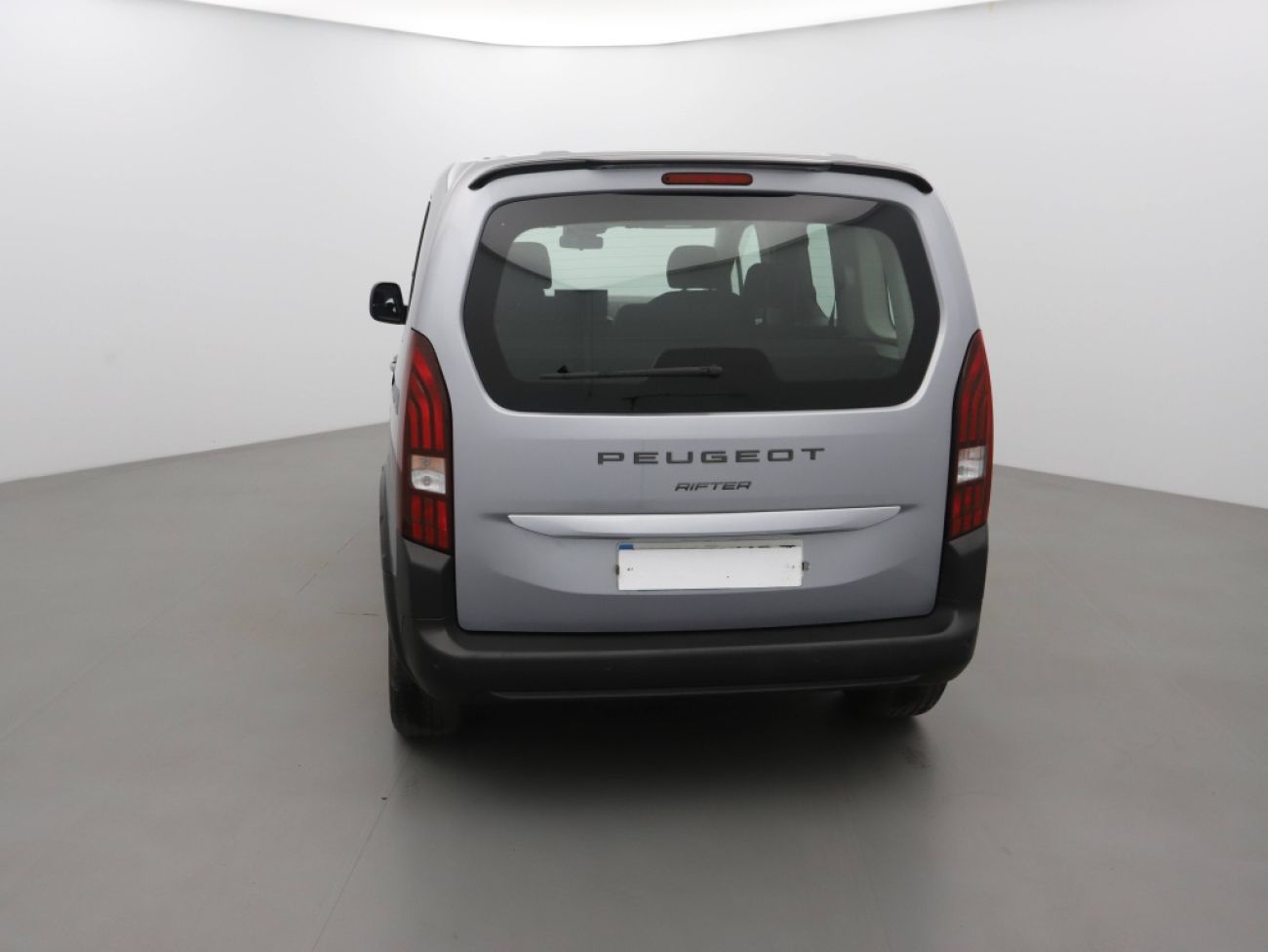 Mandataire PEUGEOT RIFTER TAILLE M - 1.5 BLUEHDI 100CH S&S ALLURE 5 PLACES