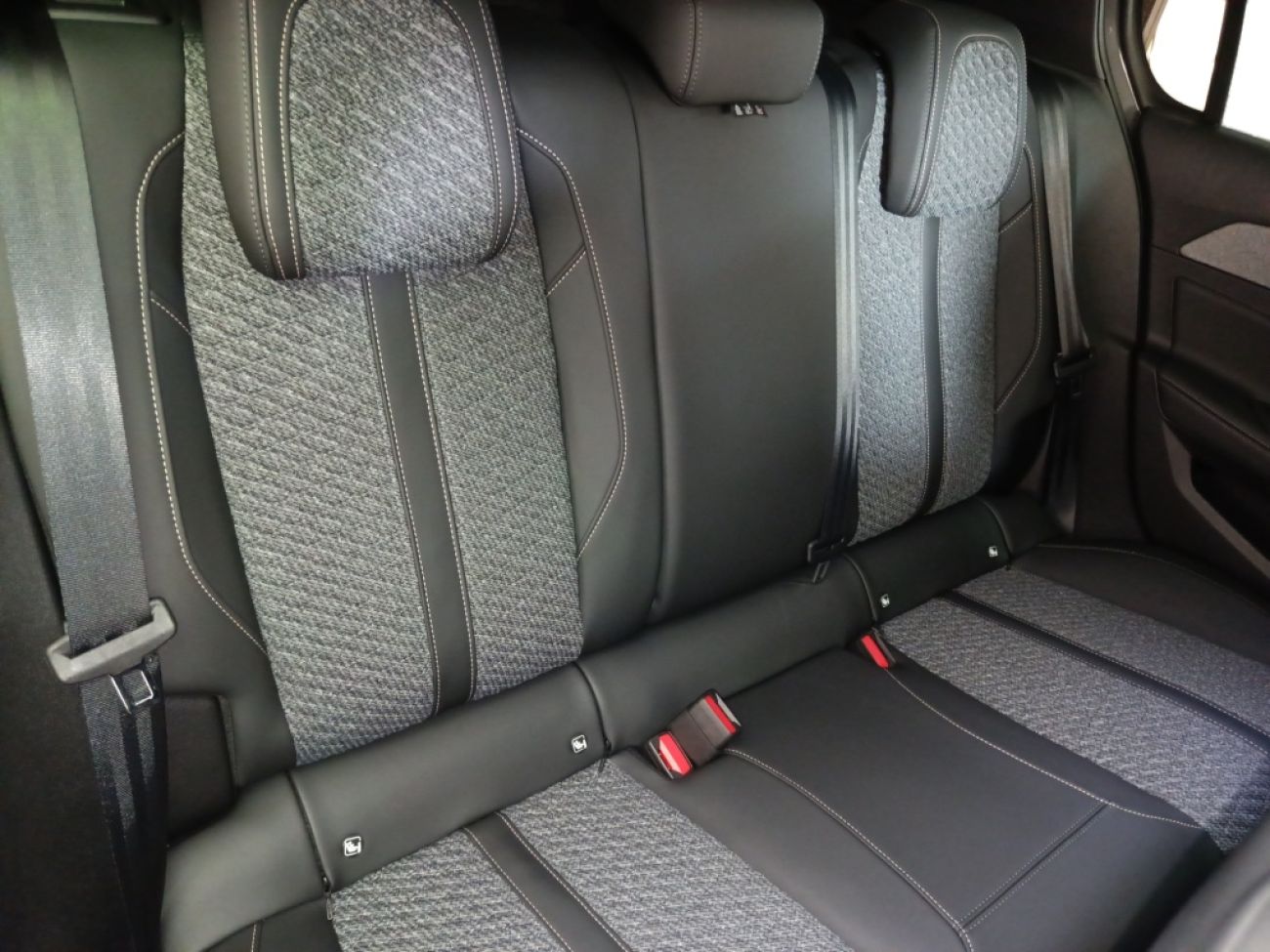 Mandataire PEUGEOT 308 NV 1.5 BLUEHDI 130CH S&S ALLURE EAT8
