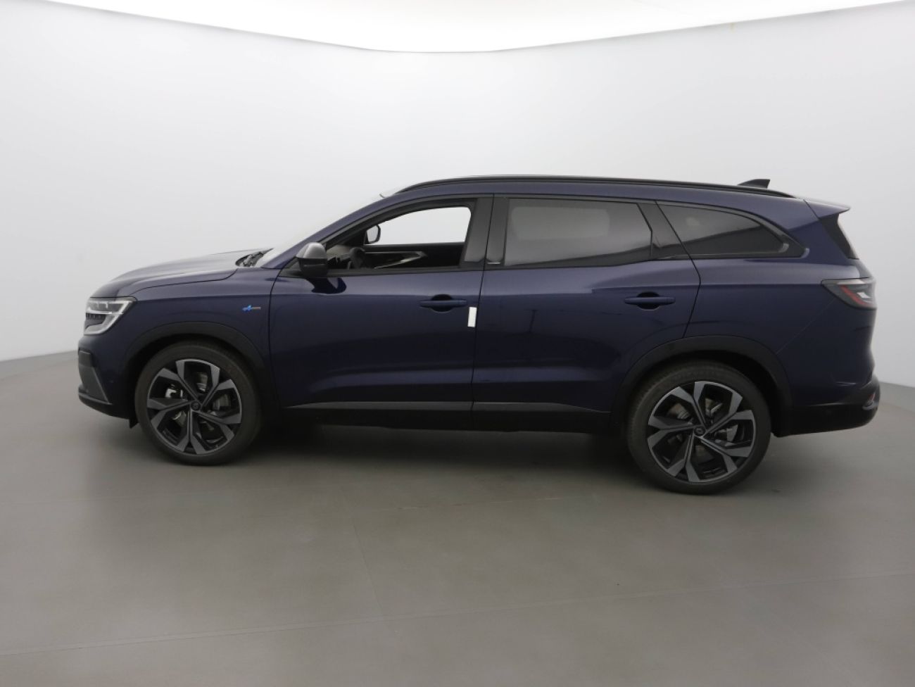 Mandataire RENAULT ESPACE VI 1.2 E-TECH FULL HYBRID 200CH ESPRIT ALPINE 7 PLACES - 25