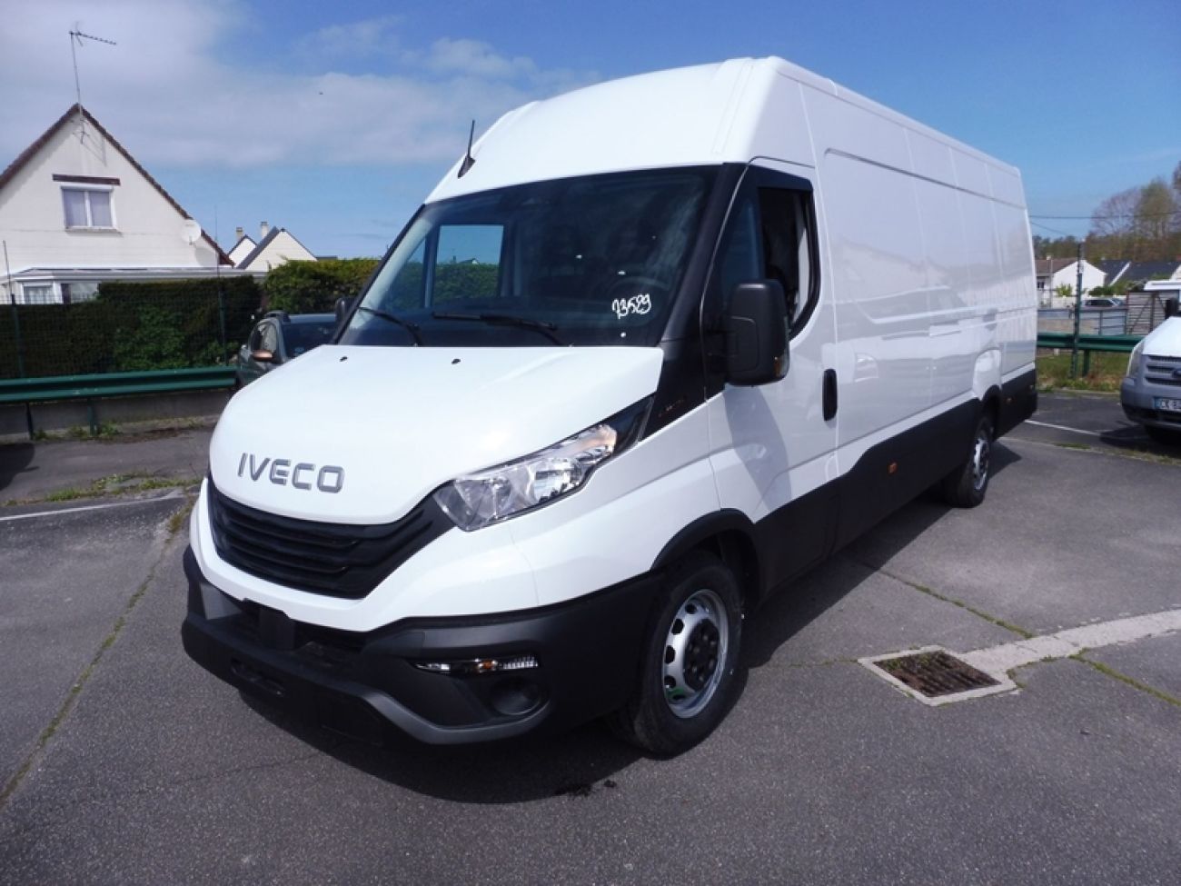 Mandataire IVECO Daily 35S18 3.0 V16 H2 180CV