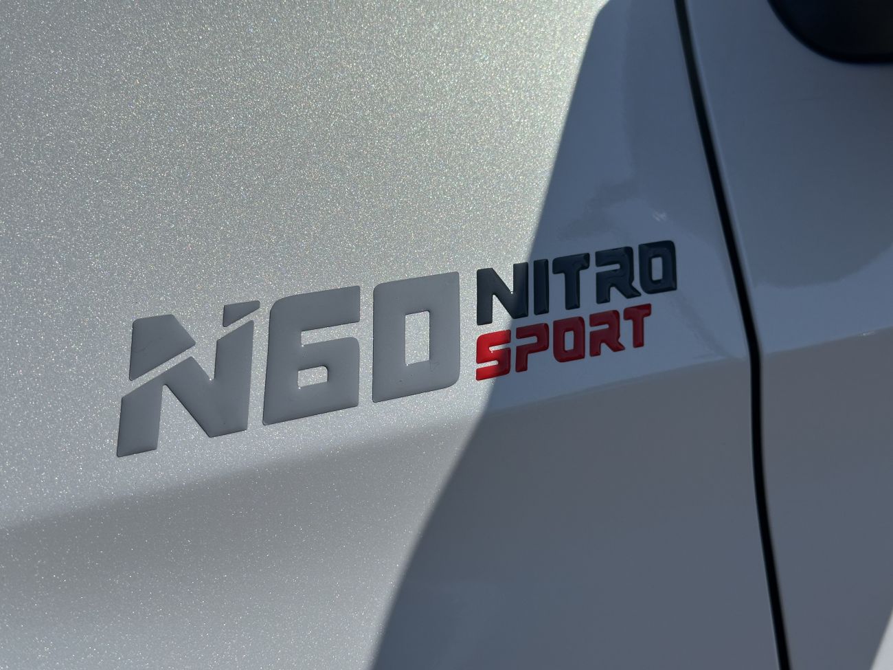 Mandataire ISUZU D-MAX CREW N60 NITRO SPORT 4X4 A/T 4 PLACES / PAS DE MALUS ECOLOGIQUE
