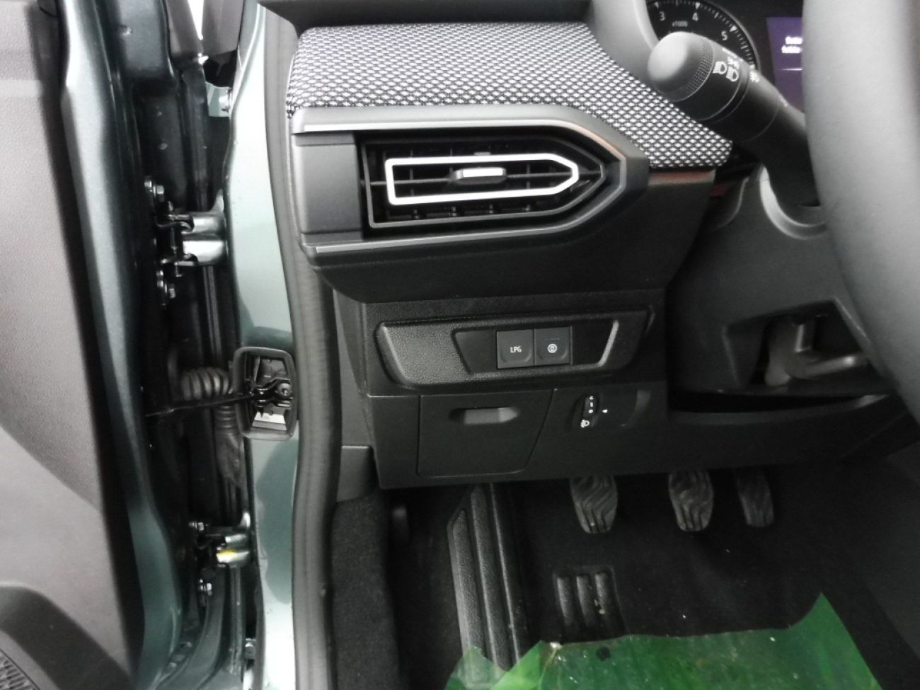 Mandataire Dacia Jogger 1.0 ECO-G 100CH EXPRESSION 7 PLACES -24