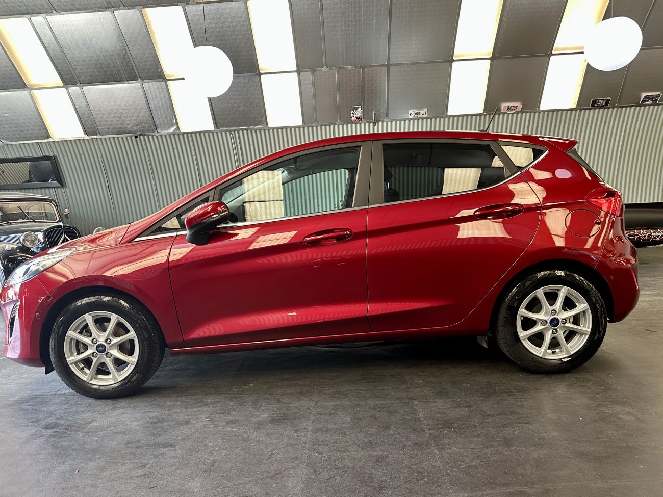Mandataire Ford FIESTA 1.0 EcoBoost 125 ch S&S mHEV BVM6 Titanium X