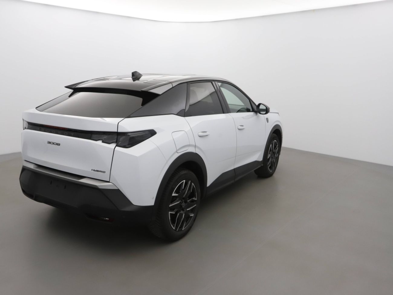 Mandataire PEUGEOT 3008 HYBRID 136CH GT E-DCS6