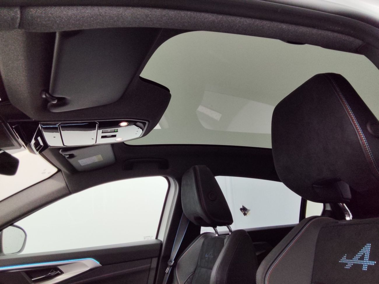 Mandataire RENAULT RAFALE 1.2 E-TECH FULL HYBRID 200CH ESPRIT ALPINE - 25