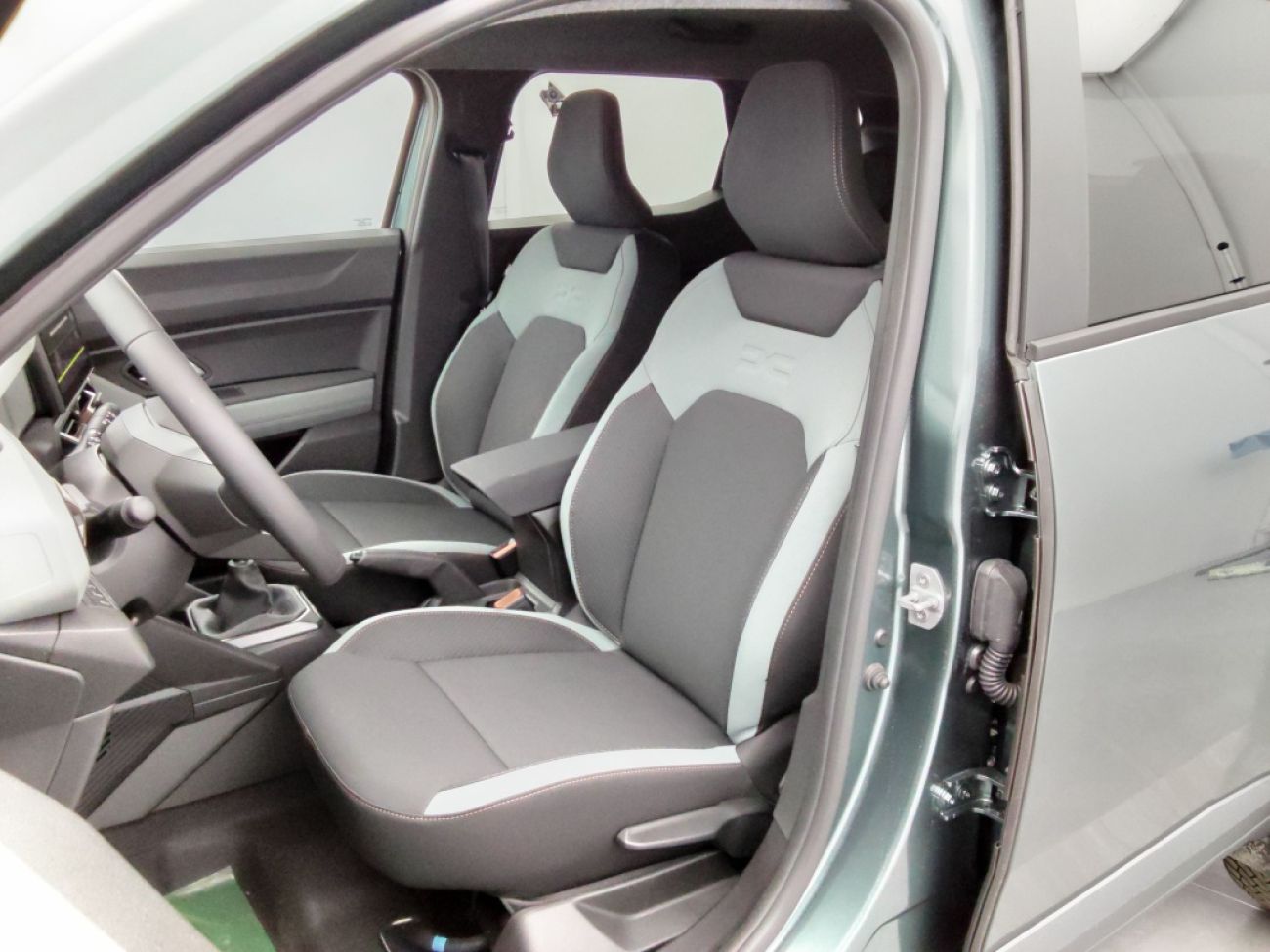 Mandataire Dacia DUSTER 1.2 TCE MILD HYBRID 130CH EXTREME 4X4