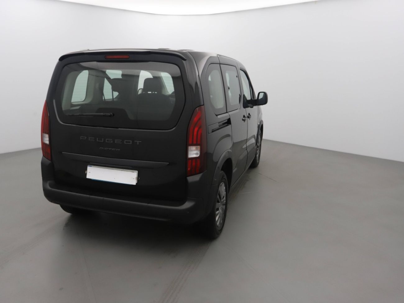 Mandataire PEUGEOT RIFTER TAILLE M - 1.5 BLUEHDI 100CH S&S ALLURE 5 PLACES