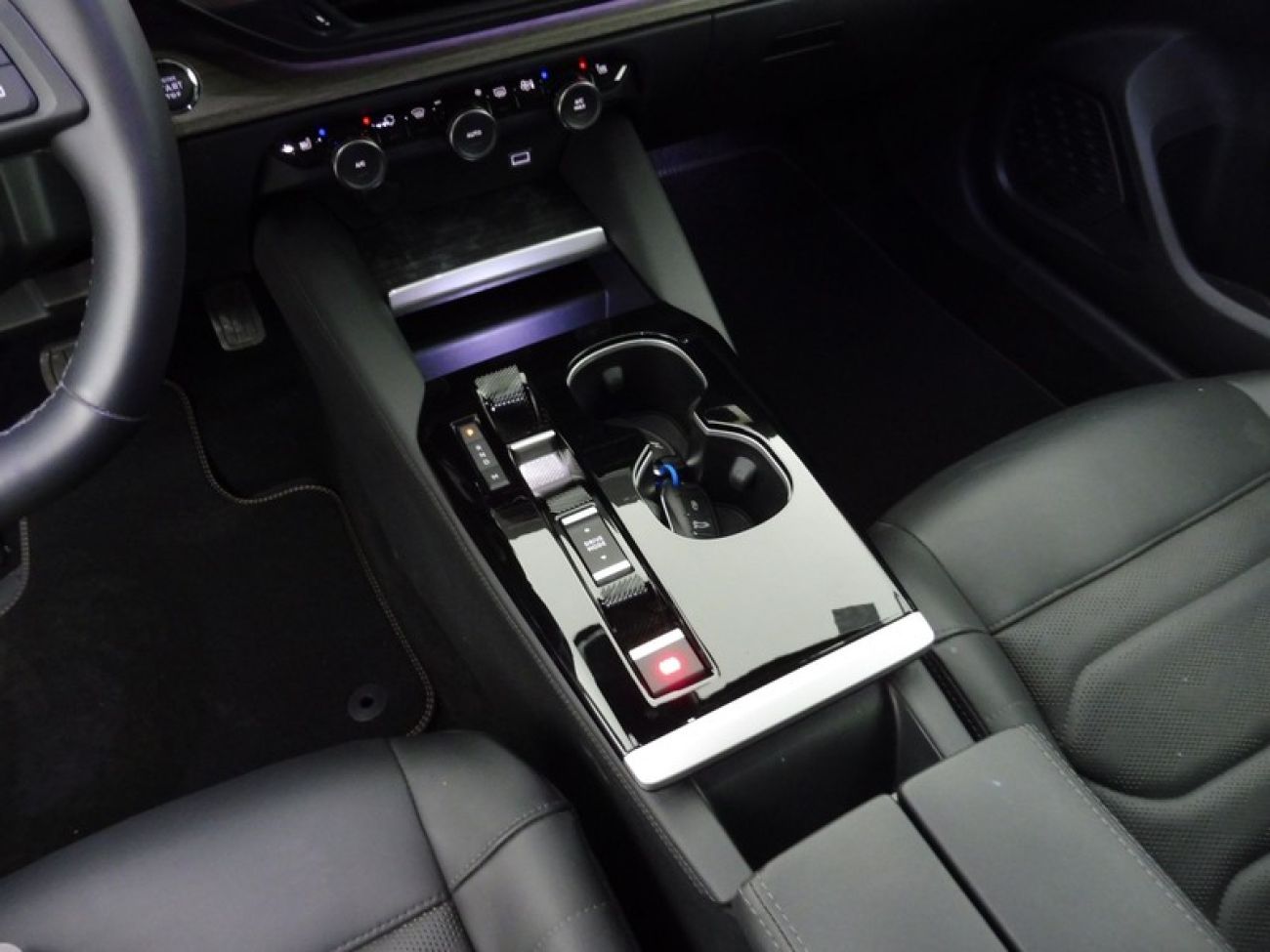Mandataire Citroën C5 X PURETECH 180CH S&S SHINE EAT8