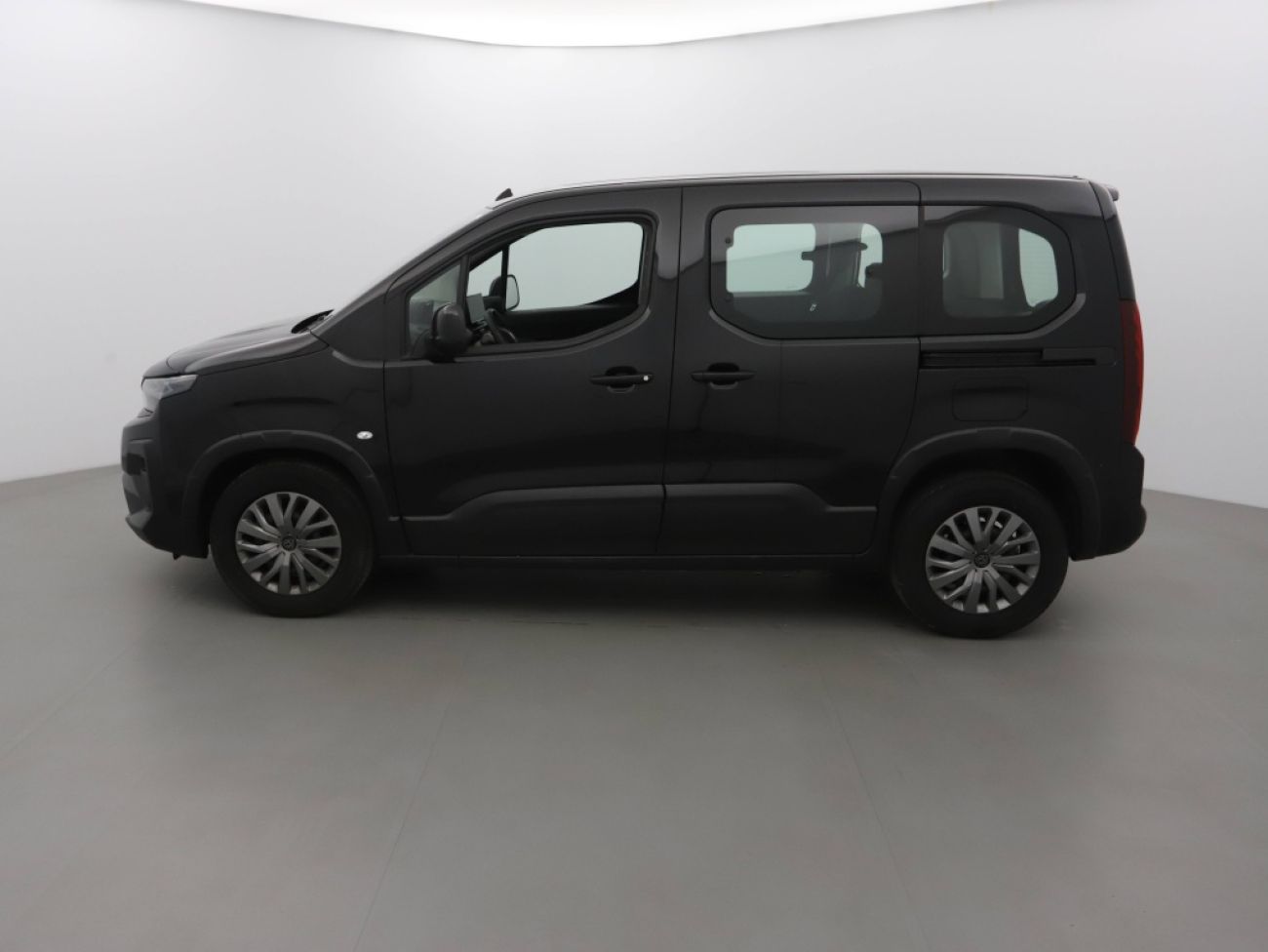 Mandataire PEUGEOT RIFTER TAILLE M - 1.5 BLUEHDI 100CH S&S ALLURE 5 PLACES