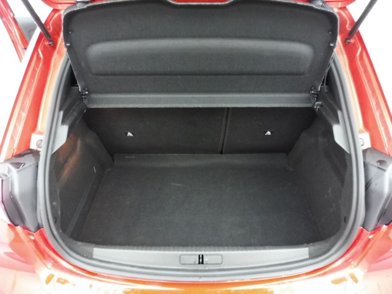 Mandataire PEUGEOT 208 1.2 PURETECH 100CH S&S GT