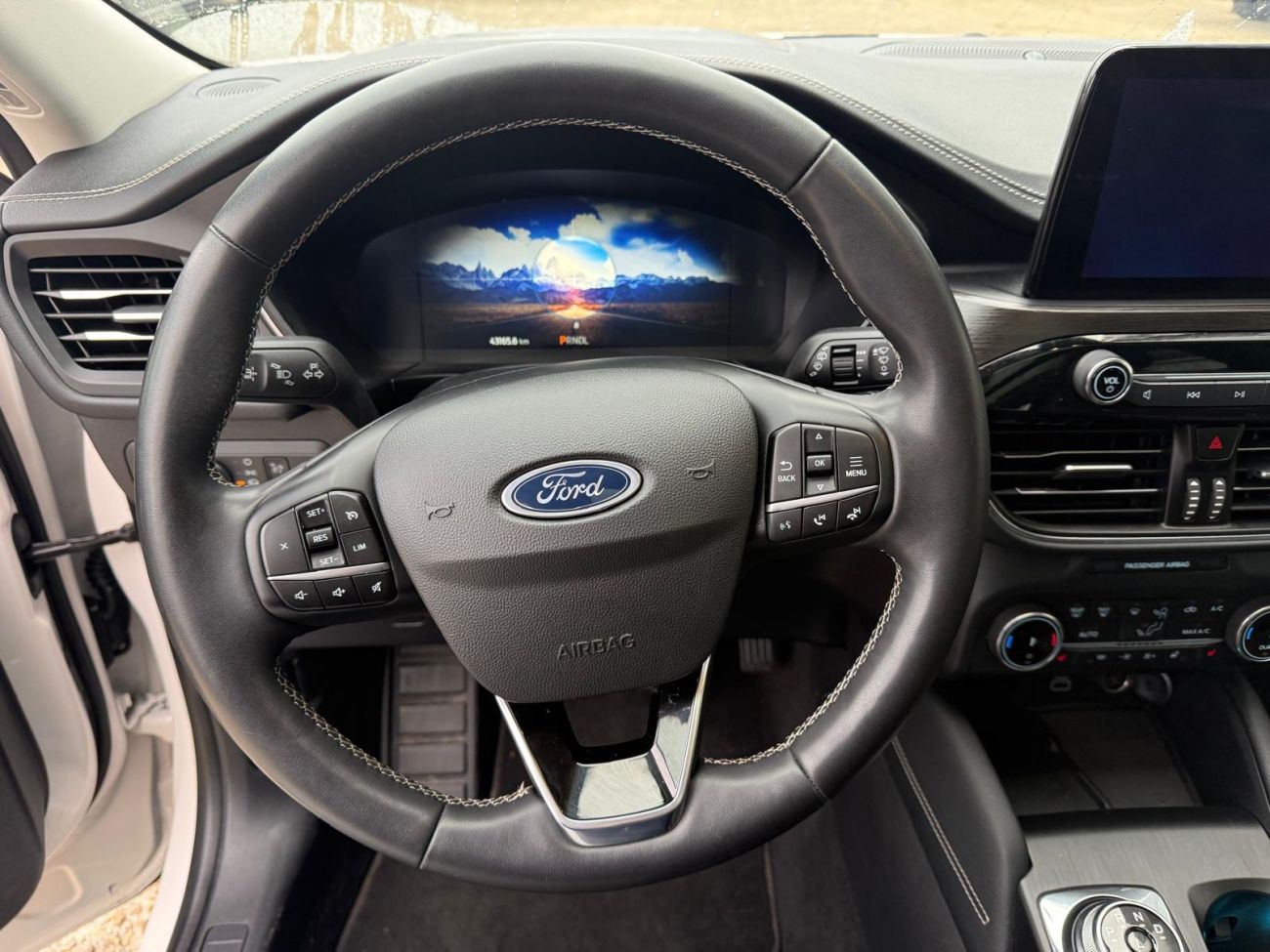 Mandataire Ford KUGA 2.5 Duratec 190 ch FlexiFuel FHEV E85 Powershift Vignale