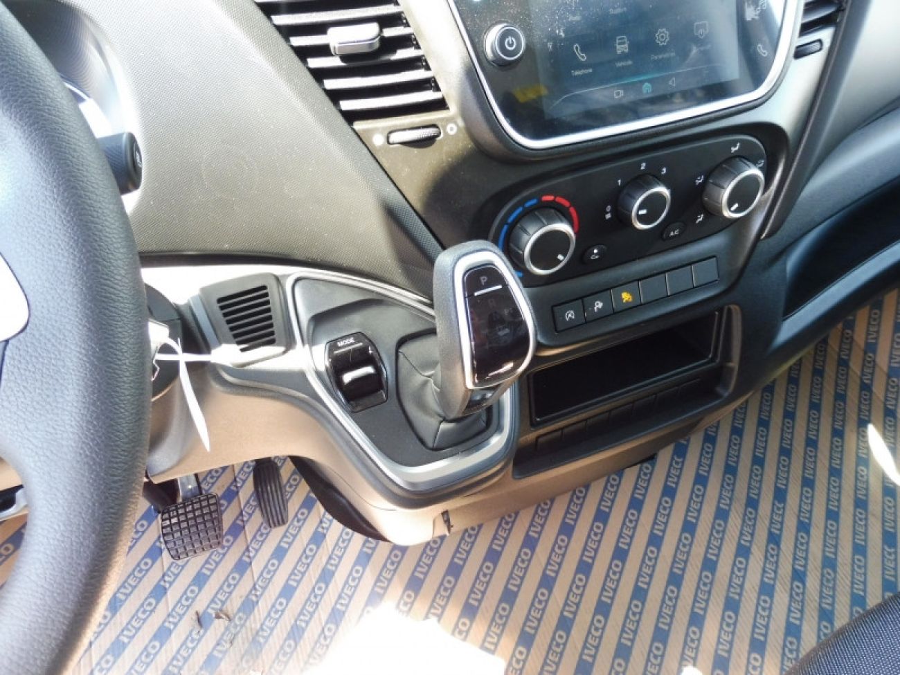 Mandataire IVECO Daily 35S16 2.3 V12 HI-MATIC 156CV