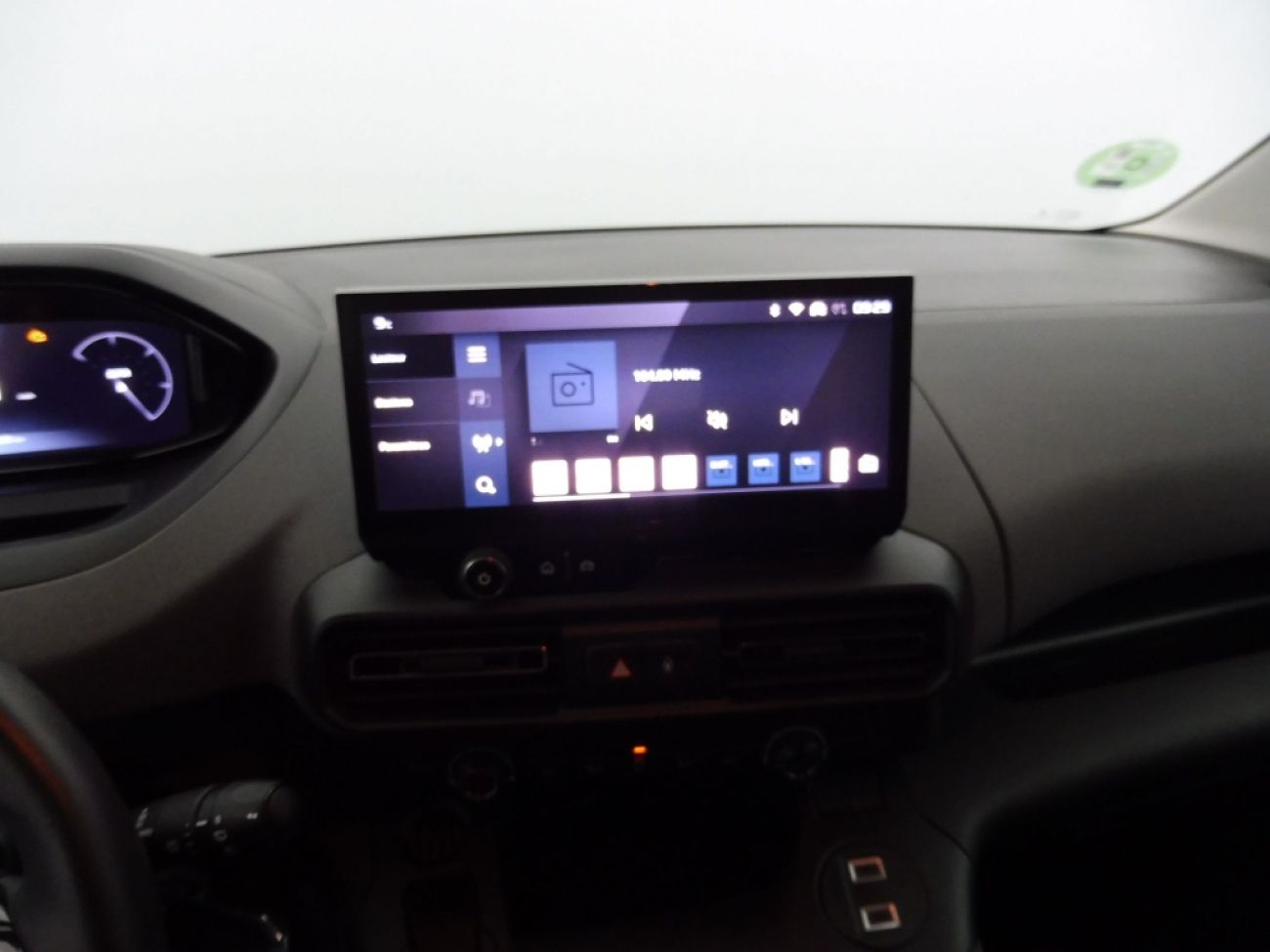 Mandataire PEUGEOT RIFTER TAILLE M - 1.5 BLUEHDI 100CH S&S ALLURE 5 PLACES