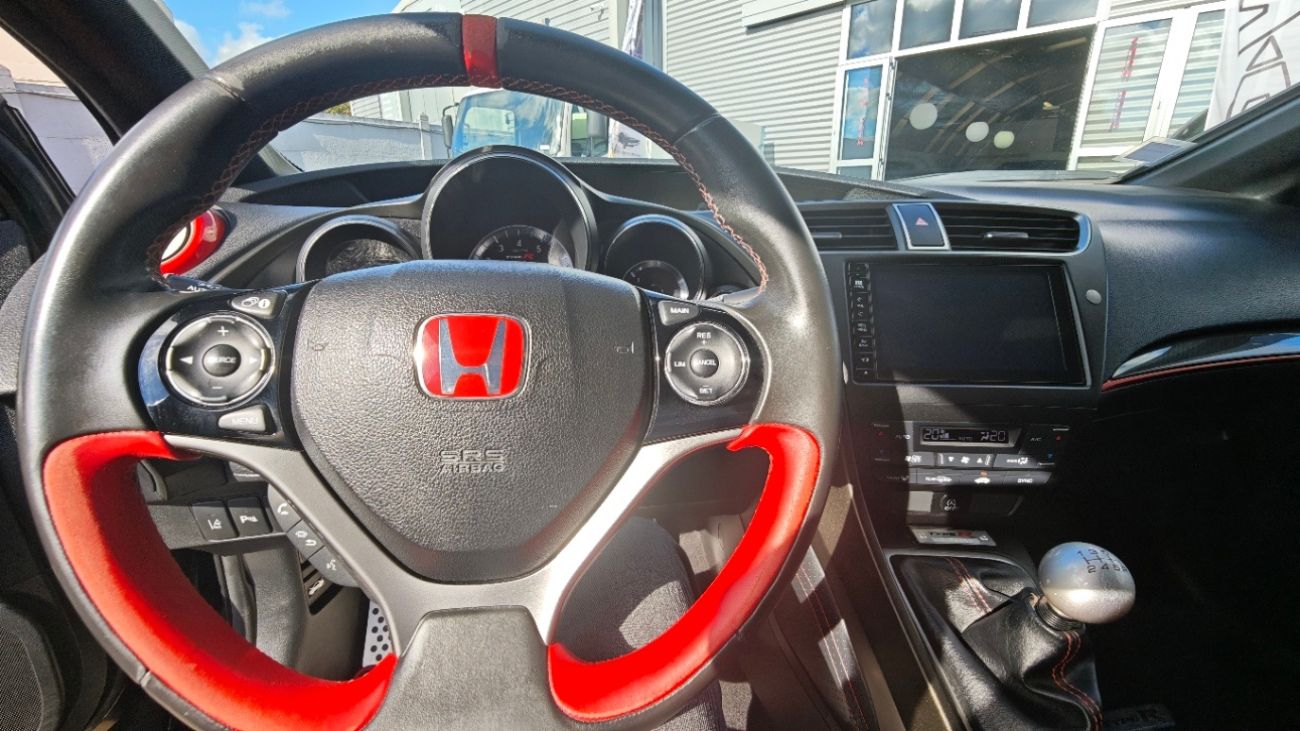 Mandataire HONDA CIVIC TYPE R 2.0 i-VTEC Type R GT FK2#06350