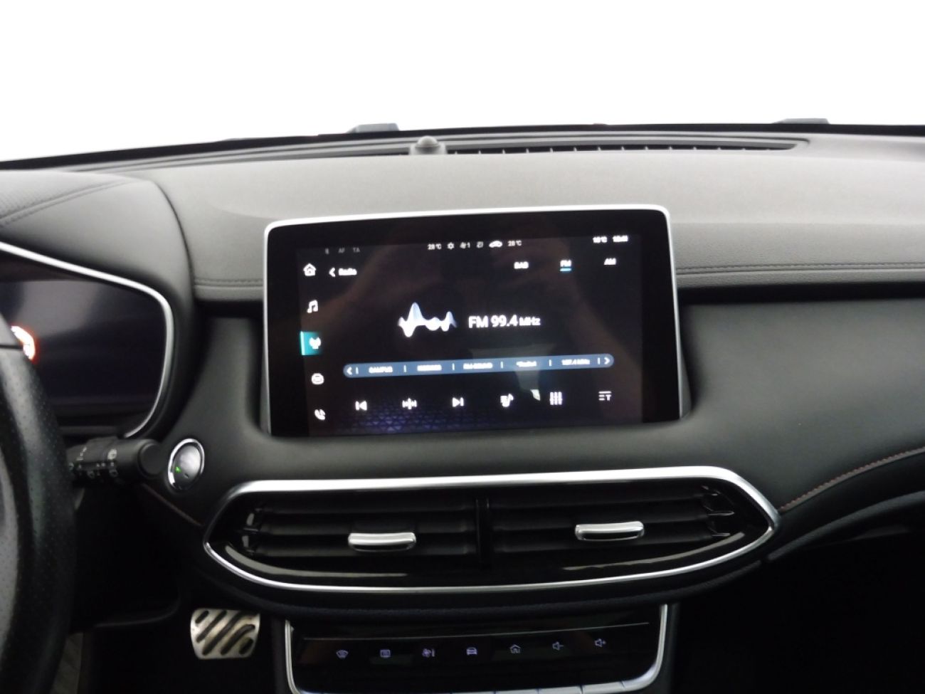 Mandataire MG HS 1.5 T-GDI 162 AT luxury