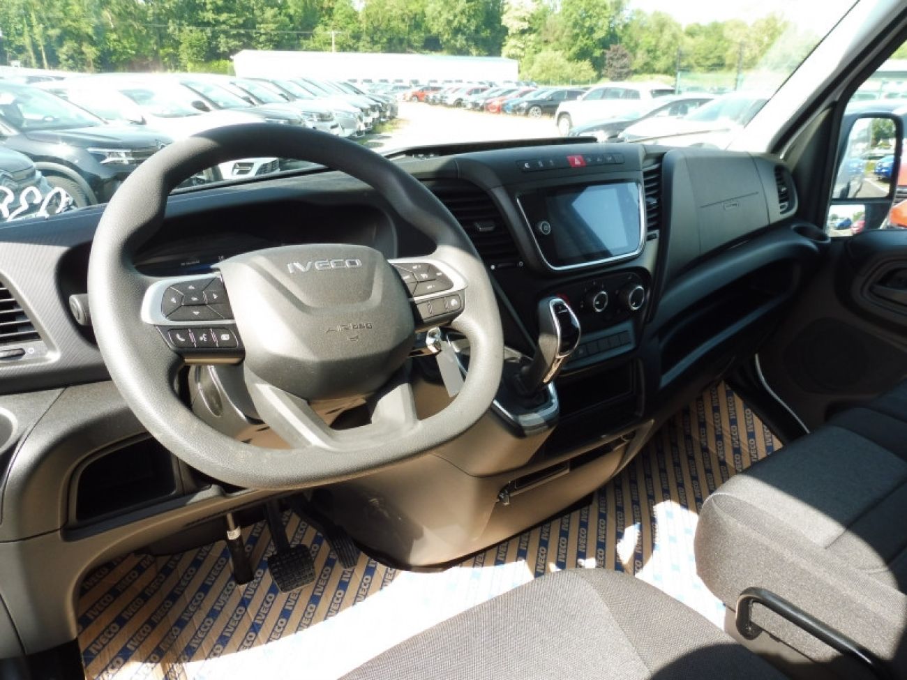 Mandataire IVECO Daily 35S16 2.3 V12 HI-MATIC 156CV