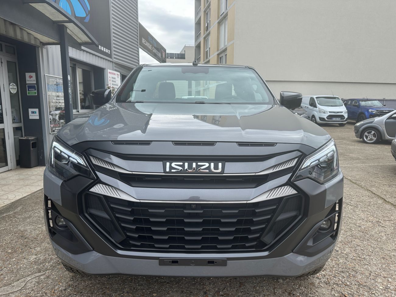 Mandataire ISUZU D-MAX SPACE NITRO SPORT 2.2 A/T 4x4 MY2026 Euro6e-bis