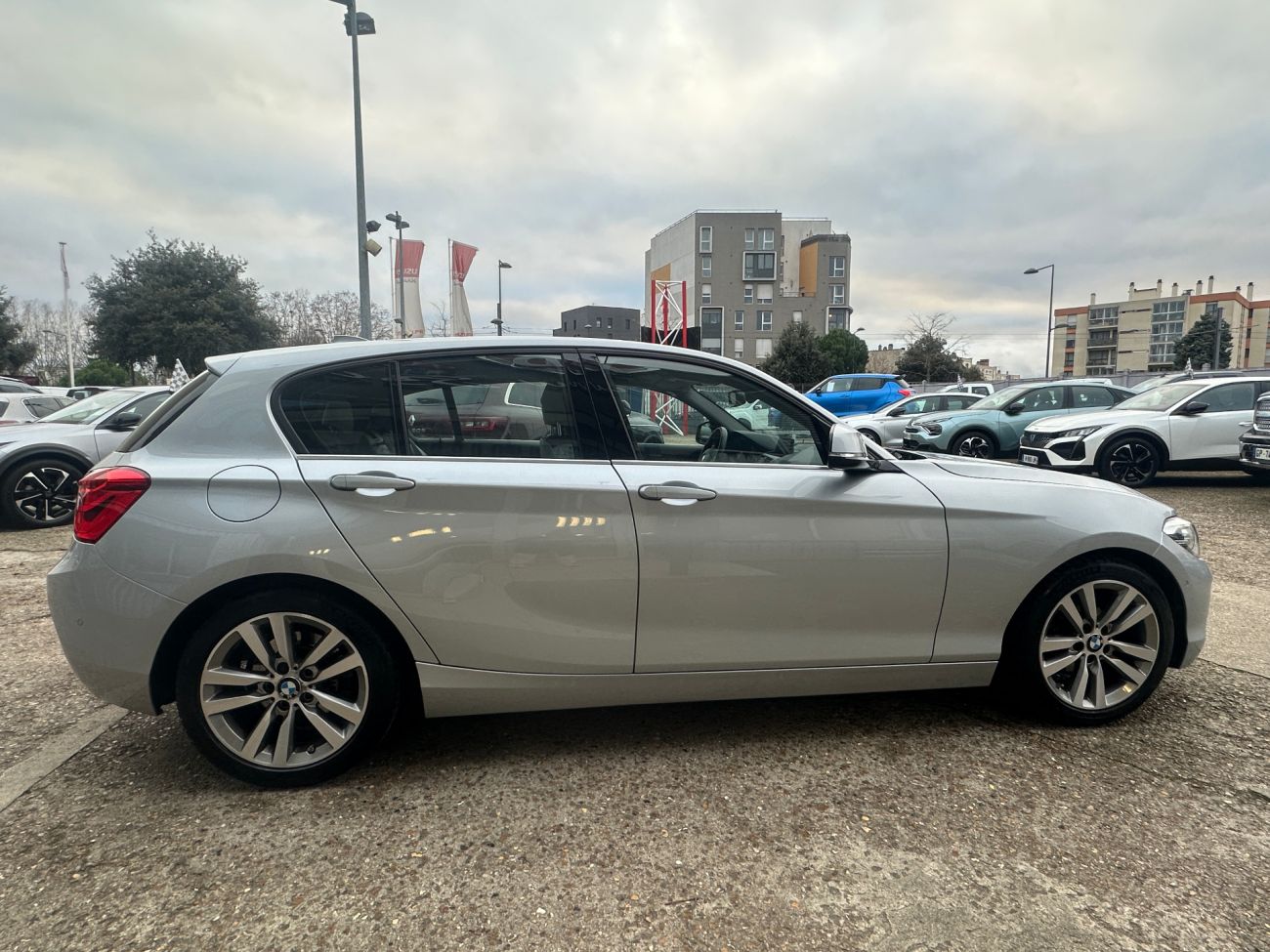 Mandataire BMW SERIE 1 F20 LCI 118i 136 ch Urban Chic A