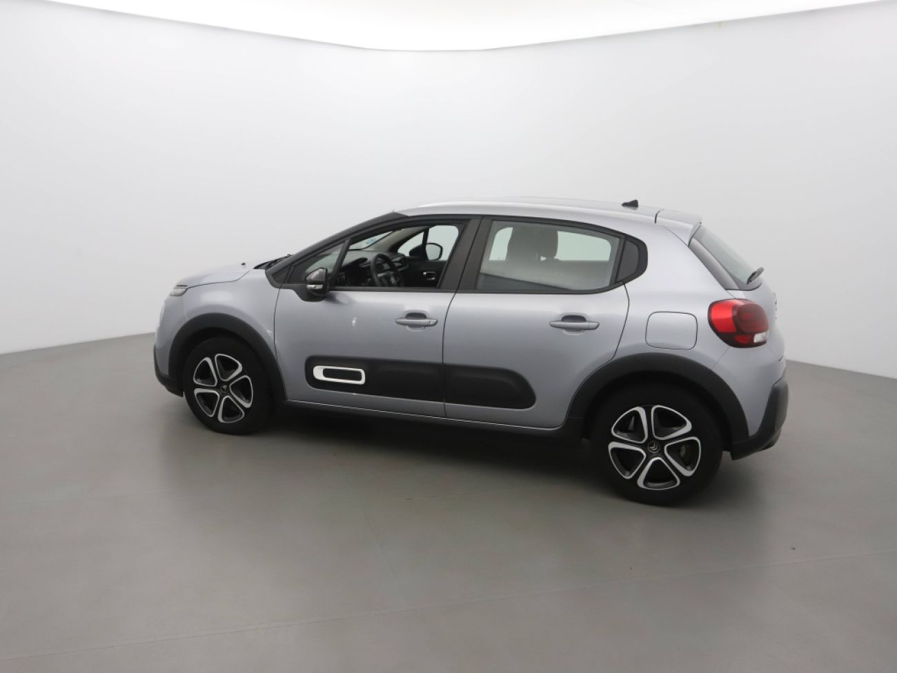 Mandataire Citroën C3 1.5 BLUEHDI 100CH S&S PLUS