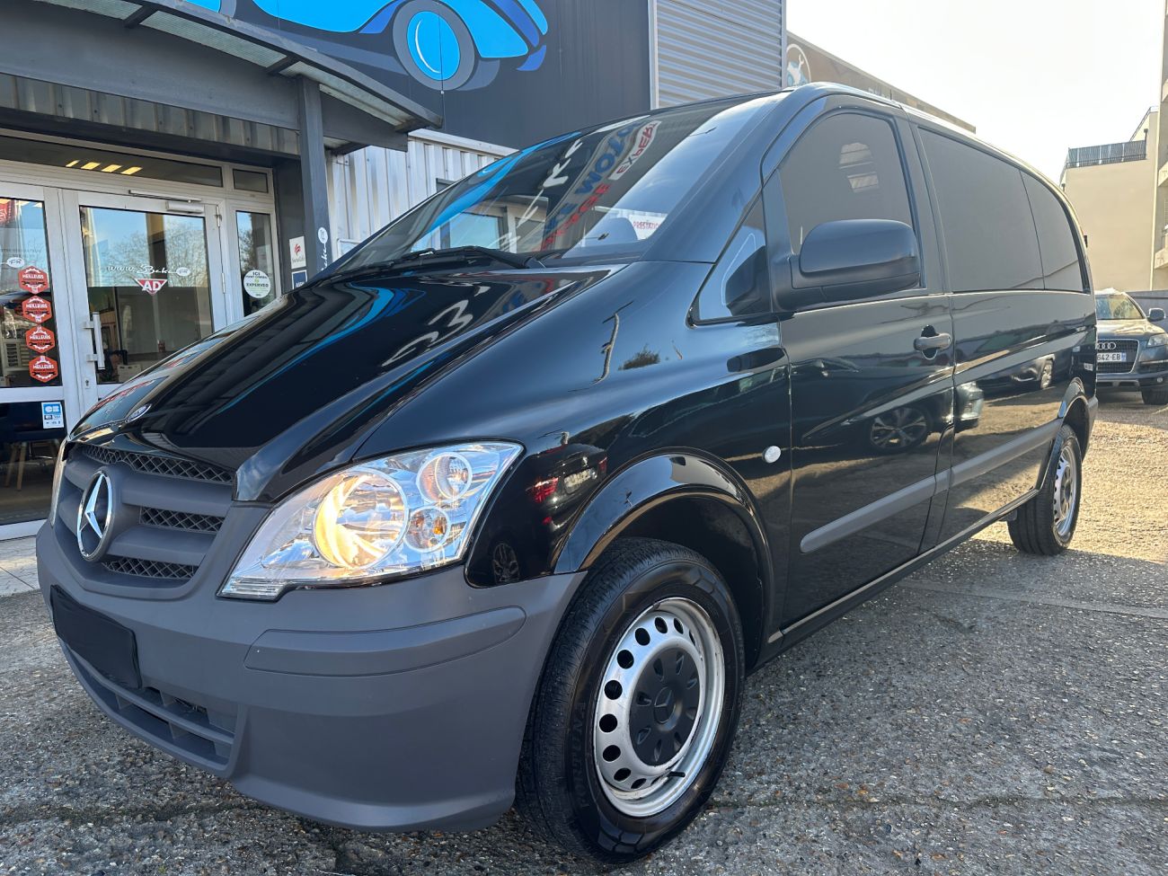 Mandataire MERCEDES VITO FOURGON 110 CDI 2.8t COMPACT 6 places