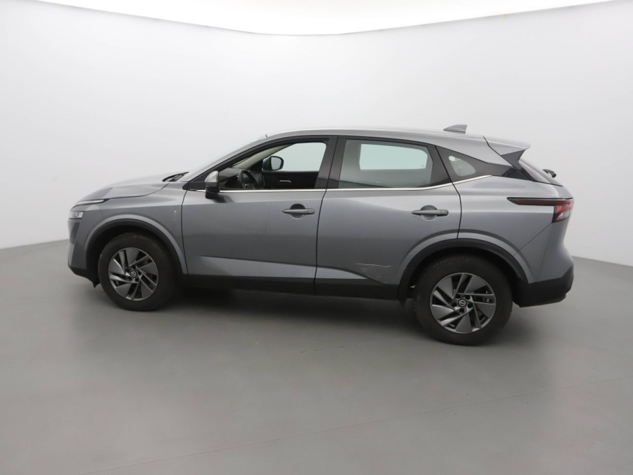 Mandataire NISSAN Qashqai 1.3 DIG-T 140 MHEVacenta