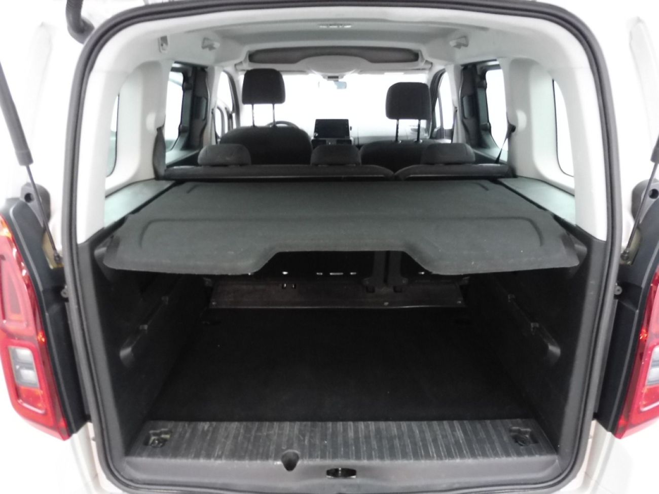 Mandataire Opel COMBO LIFE L1H1 1.5 D 100CH EDITION BVM6