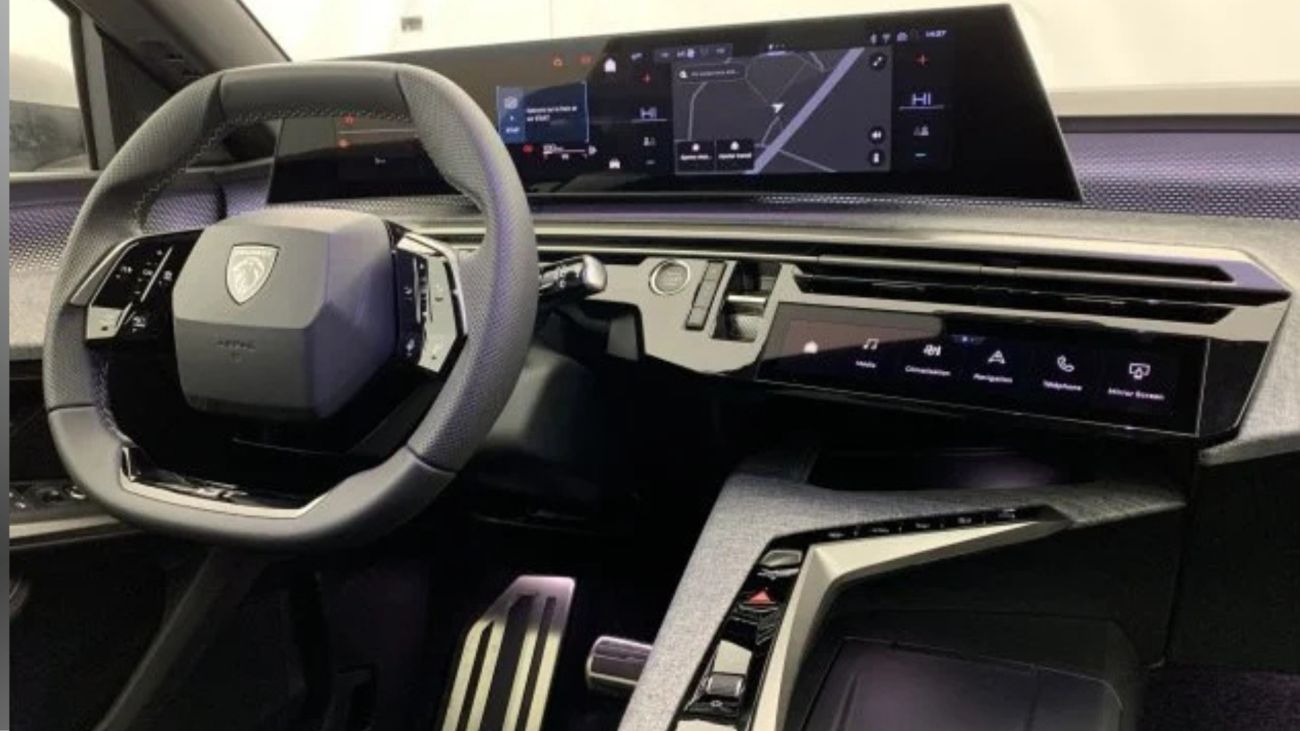 Mandataire PEUGEOT NOUVEAU 5008 ALLURE HYBRID 145 e-DCS6