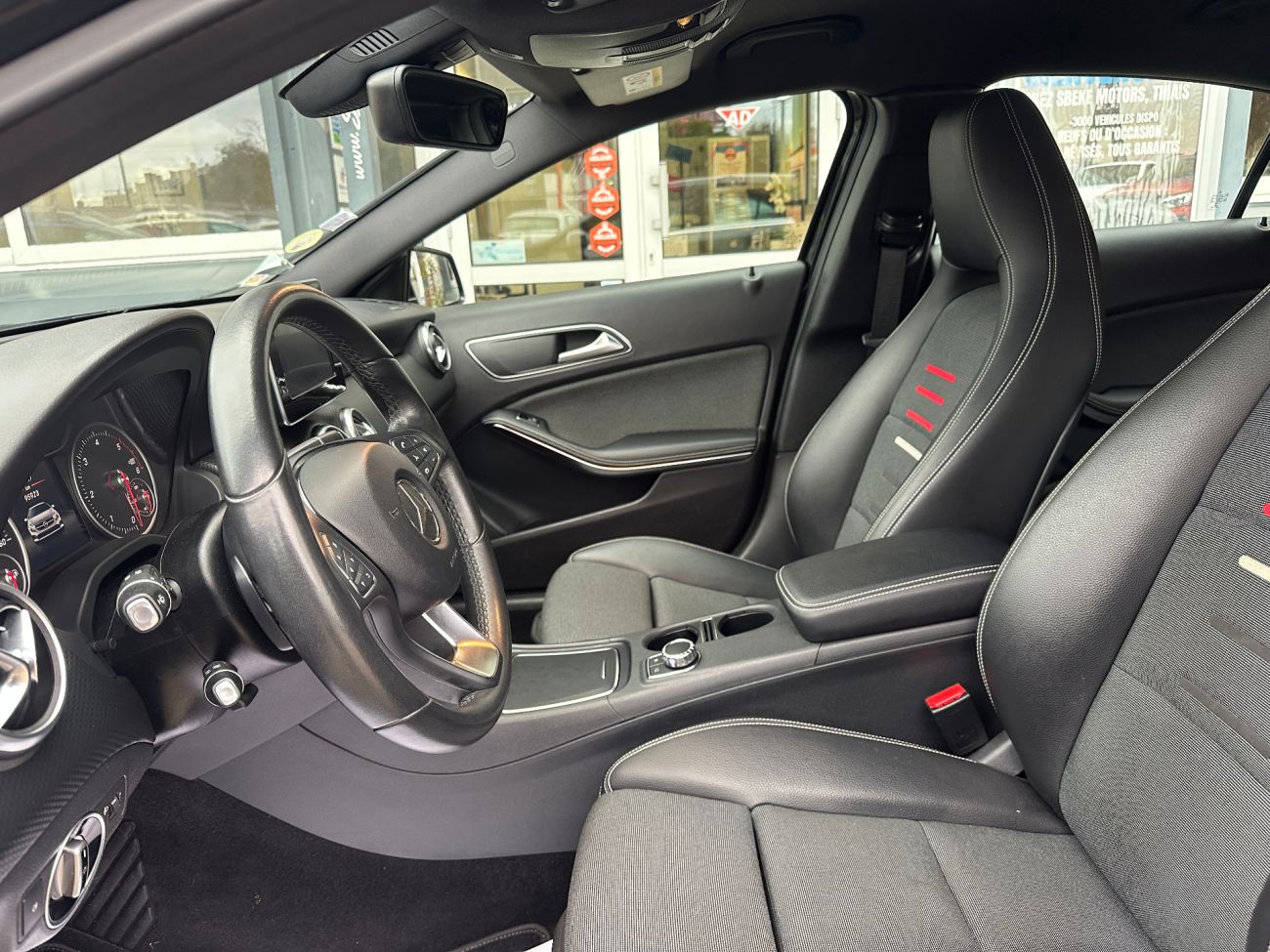 Mandataire MERCEDES CLASSE A 180 d 7G-DCT Inspiration