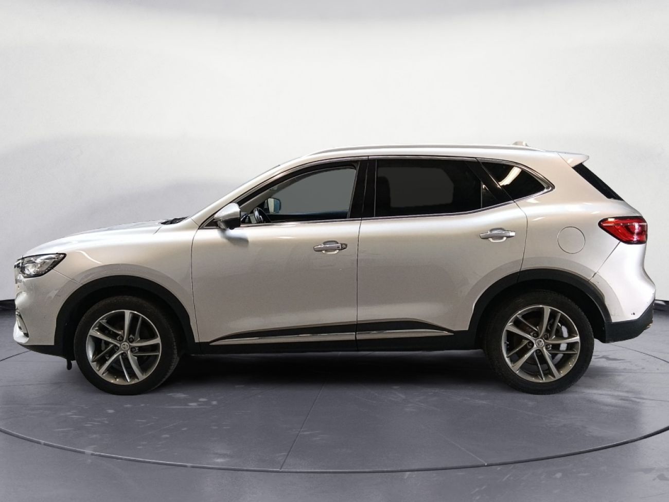 Mandataire MG HS 1.5 T-GDI 162 AT luxury