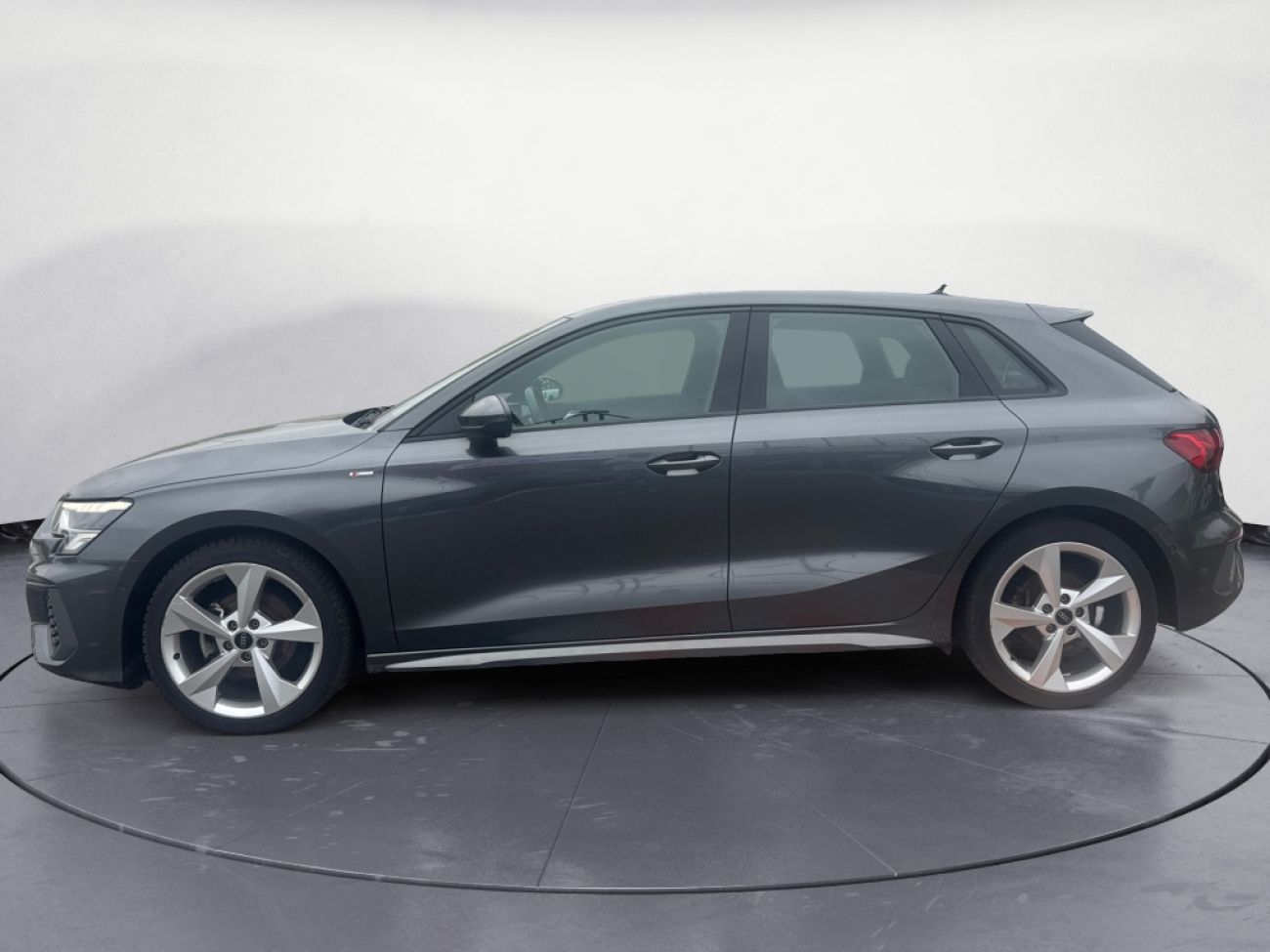 Mandataire AUDI A3 Sportback 35 TFSI 150CH MILD HYBRID S LINE S TRONIC 7