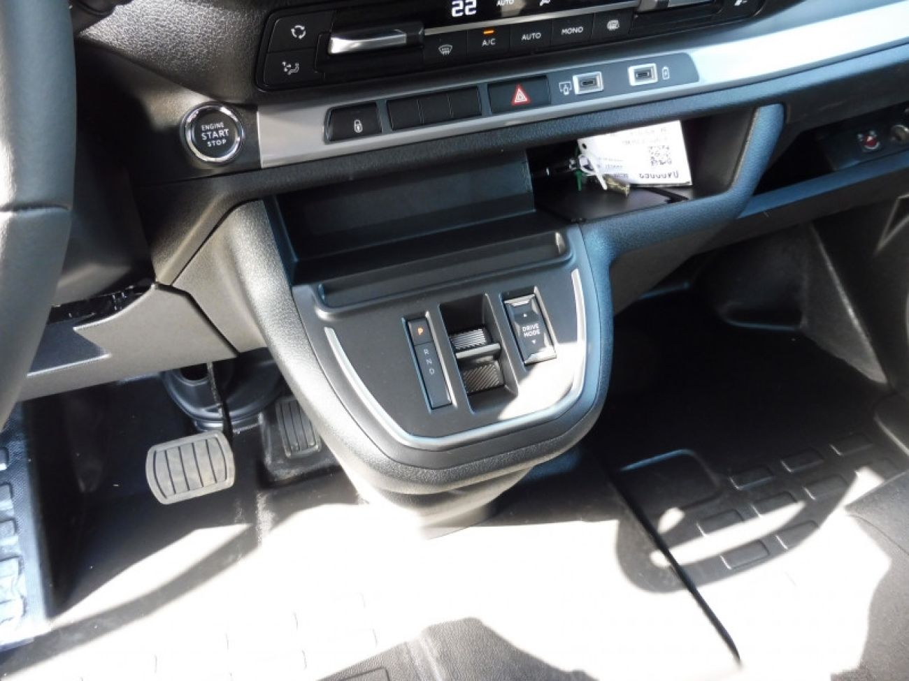 Mandataire PEUGEOT Expert XL 2.2 DIESEL 180CH CABINE APPROFONDIE FIXE AUTOMATIQUE