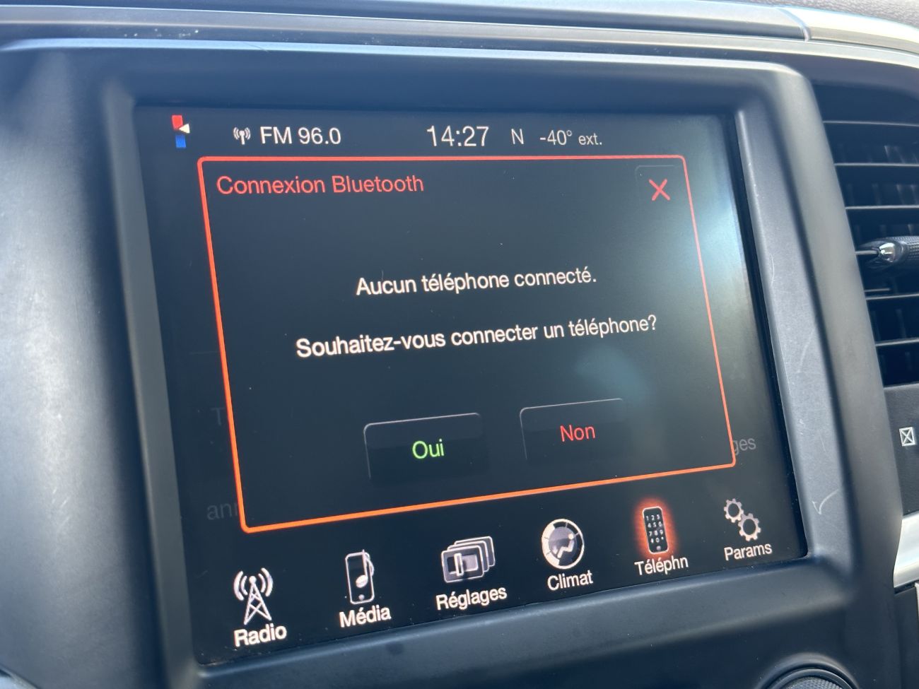 Mandataire DODGE RAM 1500 SLT DOUBLE CABINE 5.7 HEMI 395 BVA 4X4 4 PLACES PAS MALUS PAS ECOTAXE