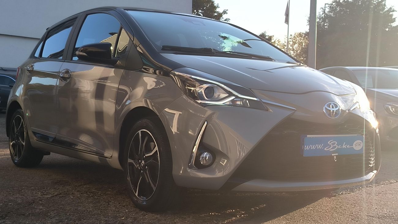 Mandataire TOYOTA YARIS HYBRIDE RC18 100h Collection