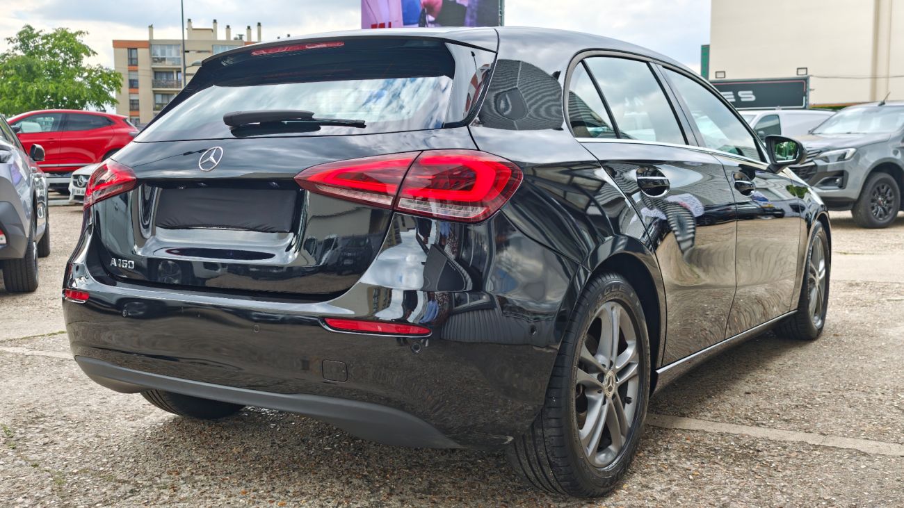 Mandataire MERCEDES-BENZ CLASSE A 160 BM6 Style Line