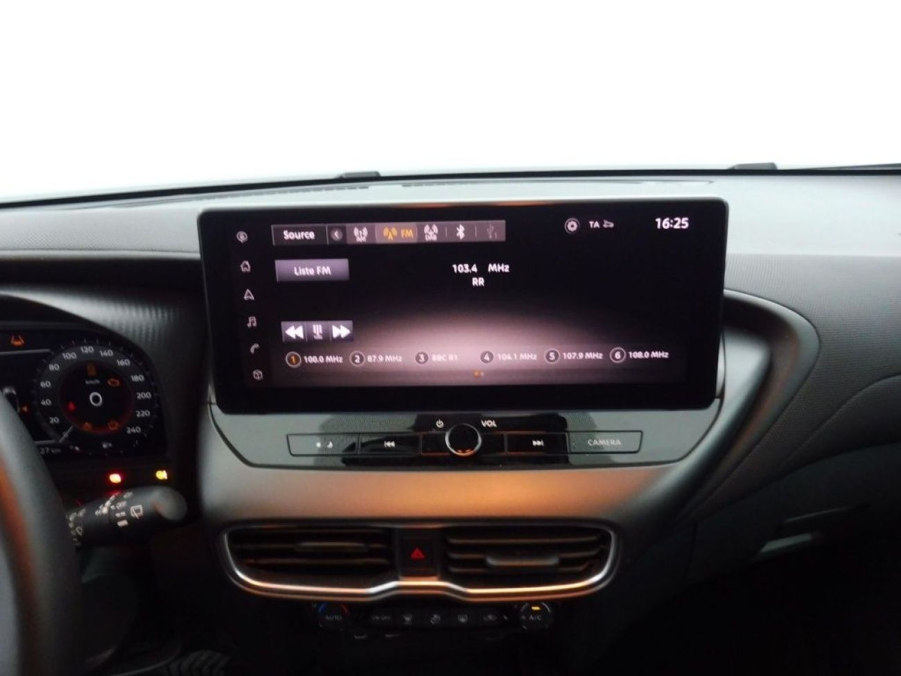 Mandataire NISSAN Juke 1.0 DIG-T 114CH N-CONNECTA