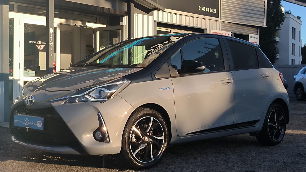 Mandataire TOYOTA YARIS HYBRIDE RC18 100h Collection