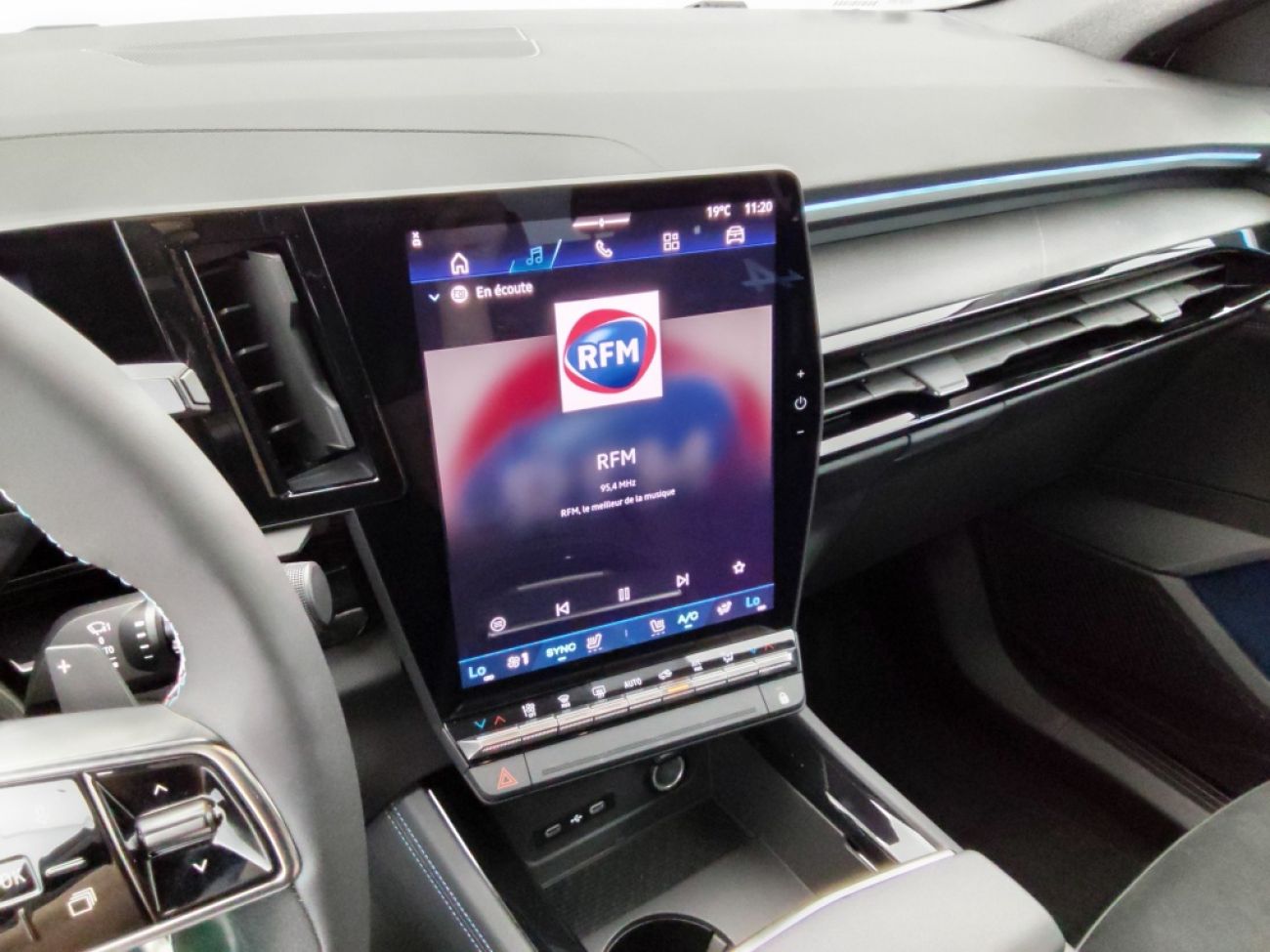 Mandataire RENAULT RAFALE 1.2 E-TECH FULL HYBRID 200CH ESPRIT ALPINE - 25