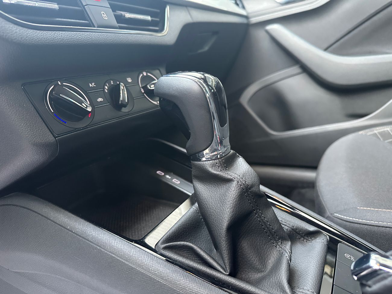 Mandataire SKODA KAMIQ 1.0 TSI Evo 110 ch DSG7 Ambition