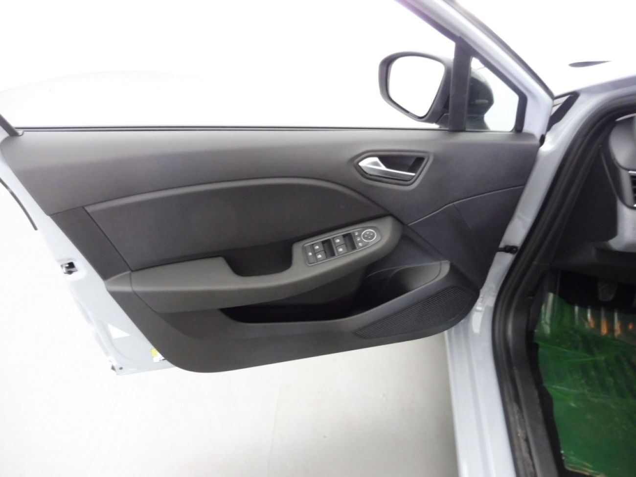 Mandataire RENAULT CLIO V 1.5 DCI 100CH EVOLUTION - 25