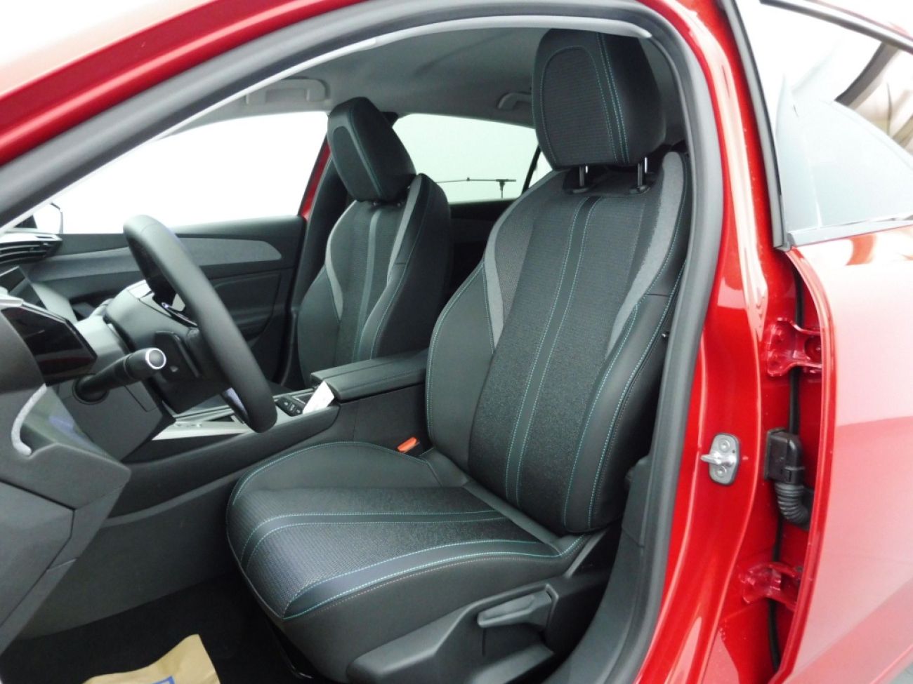 Mandataire PEUGEOT 308 1.5 BLUEHDI 130CH S&S ALLURE EAT8