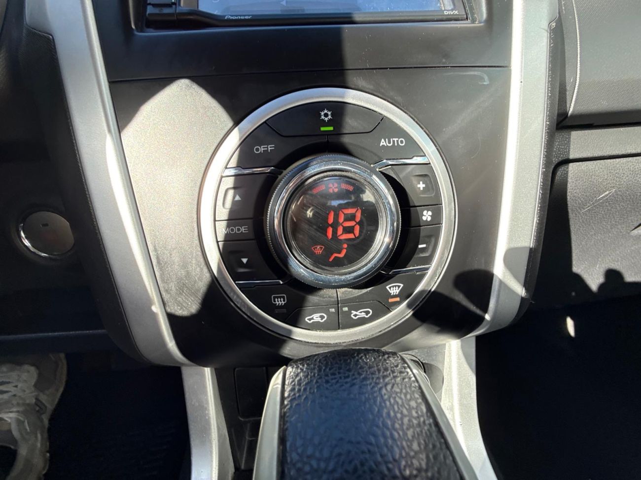 Mandataire ISUZU D-MAX CREW CAB 1.9 4X4 BVA SUPERNOVA