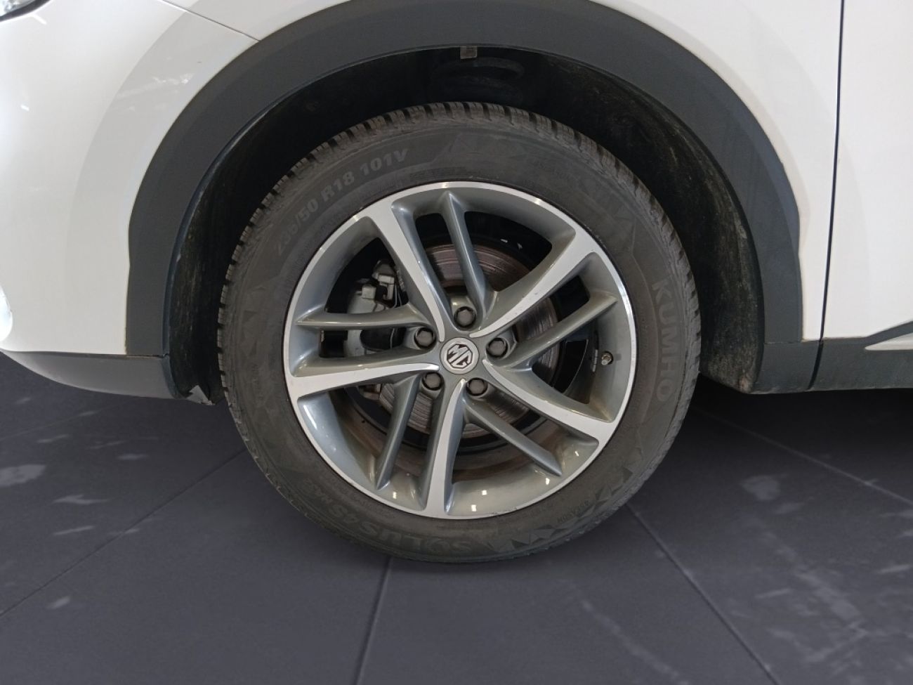 Mandataire MG HS 1.5 T-GDI 162 AT luxury