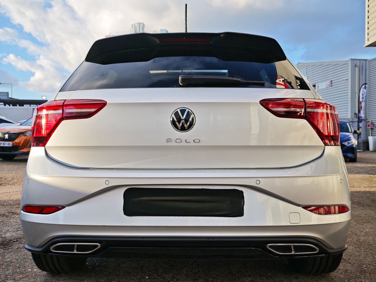 Mandataire VOLKSWAGEN POLO 1.0 TSI 110 S&S DSG7 R-Line