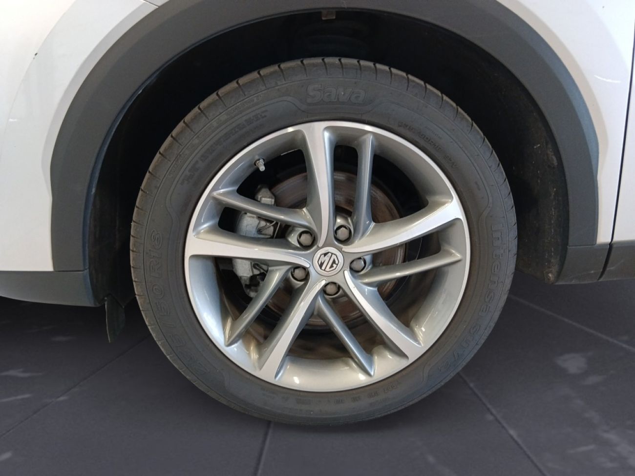 Mandataire MG HS 1.5 T-GDI 162 AT luxury