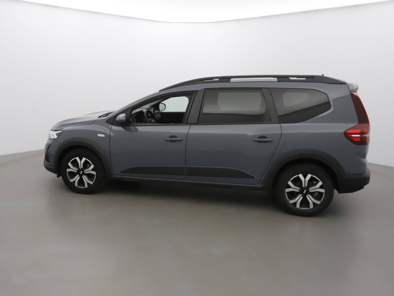 Mandataire Dacia JOGGER 1.0 TCE 110CH EXPRESSION 7 PLACES -24